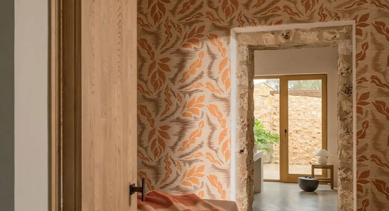 New York Wallpaper Installation Team